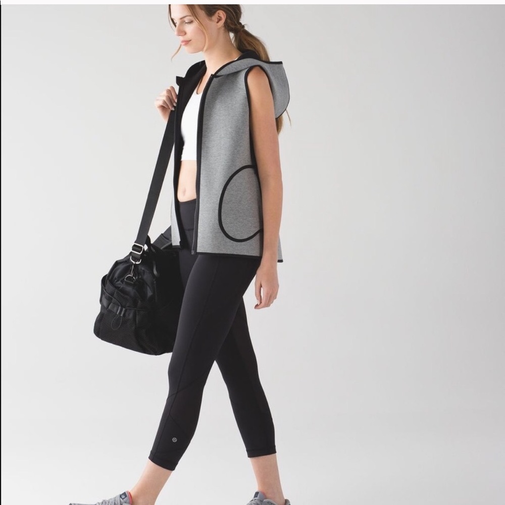 Lululemon sculpt reversible vest
